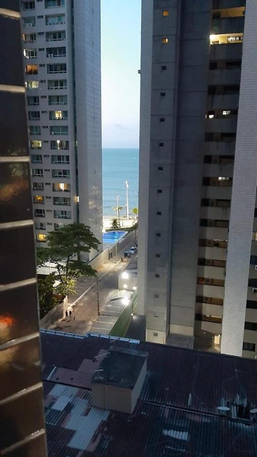Flat A 2 Quadras Da Av Beira Mar, Um Dos Principais Pontos Turisticos De Fortaleza. Exteriör bild
